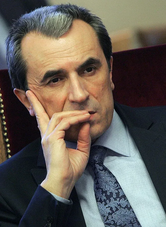 Орешарски: Съдете ме, след като видите програмата