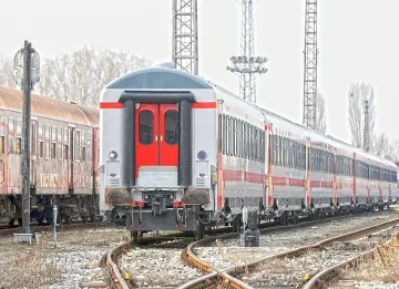 Спасяват БДЖ с пари от държавата