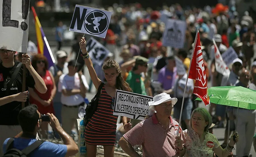 Протести на недоволство и в Испания