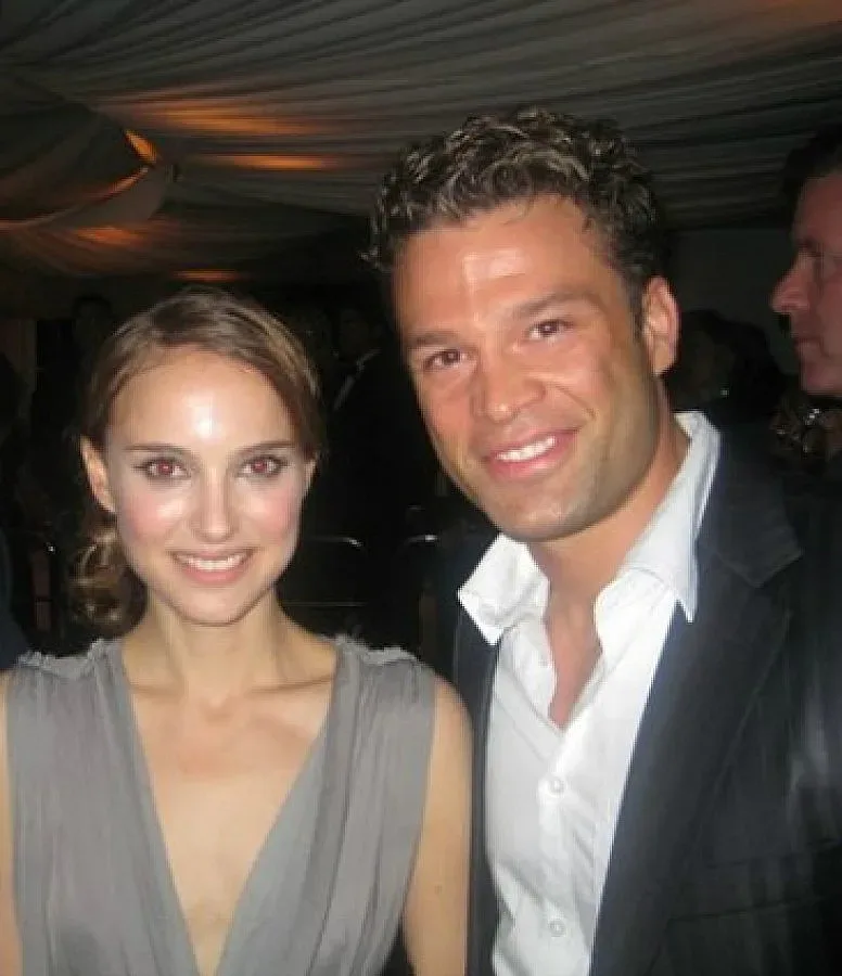 Дами тръпнат пред Костас Сомер