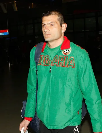 Не ползвам Фейсбук, признава Стоян Колев