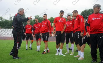 ЦСКА кани феновете за контрола със Славия 