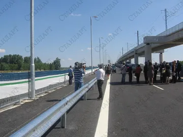 Българи и румънци тръгнаха по моста Видин – Калафат