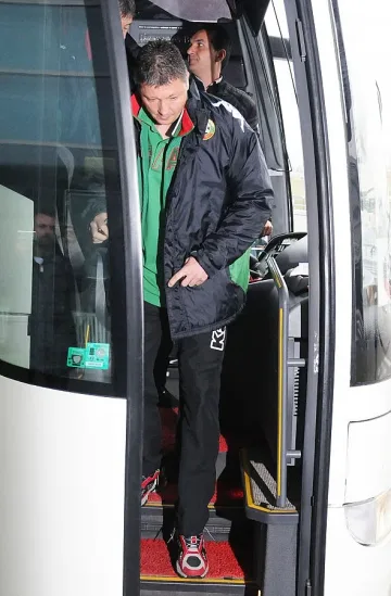 Любо Пенев бие на тенис в турнир за дипломати