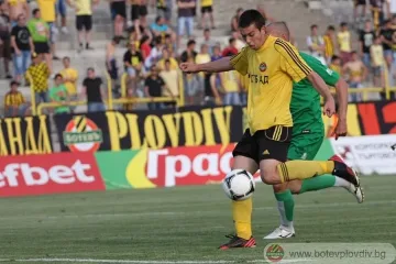 Ботев Пд направи 2:2 с Раковски