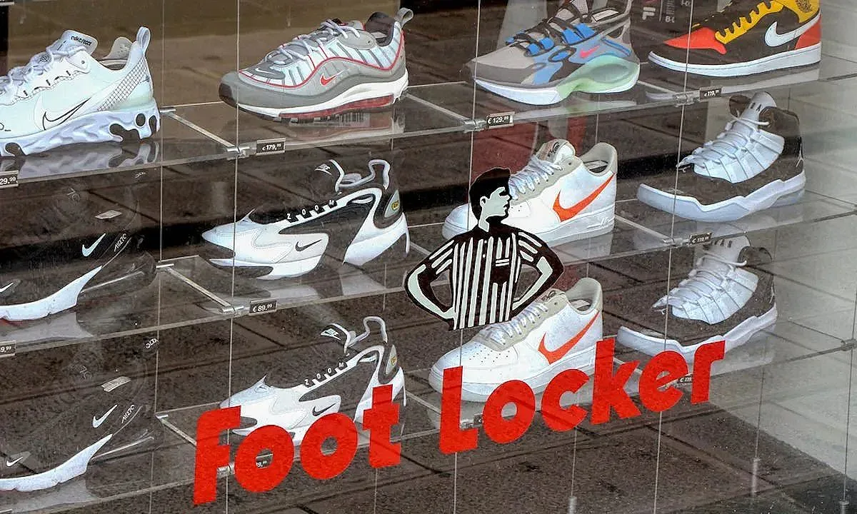 Американска спортна марка отваря магазини за облекла в България