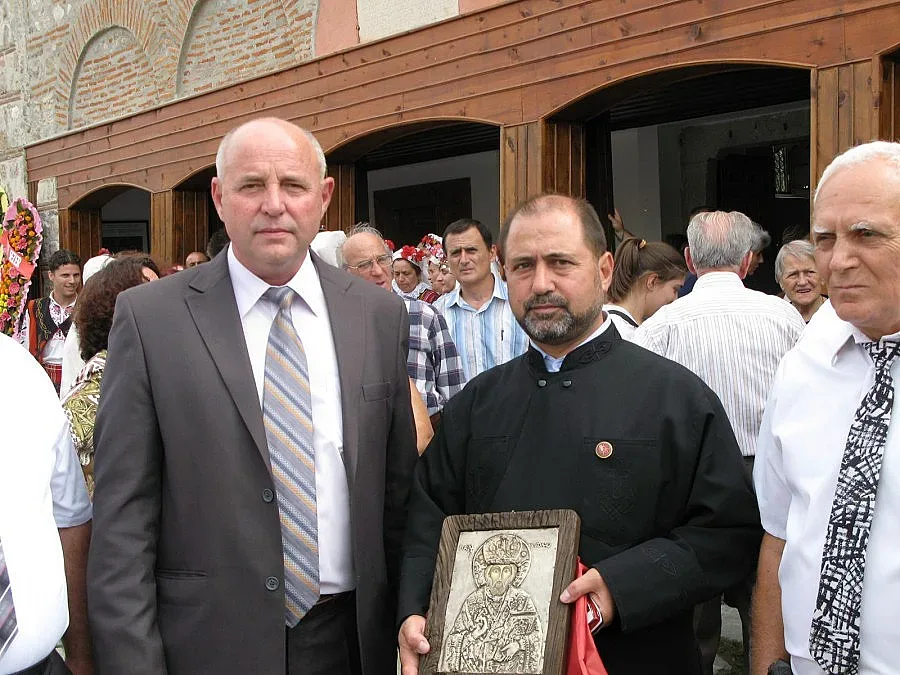 Бивш се върна на стола в Ямбол