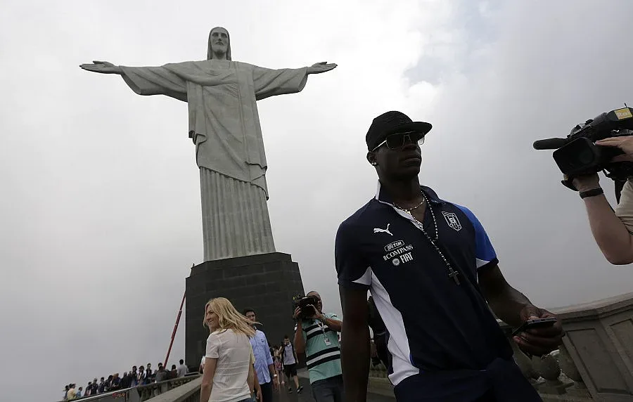 "Блек хоук" смрази Италия