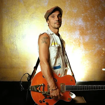 Изпращаме лятото с концерт на MANU CHAO в София