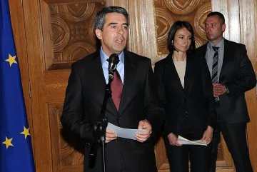 Плевнелиев отмени пътуването до Дунав Мост 2, свиква КСНС