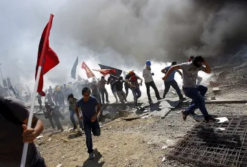 Икономическото чудо под въпрос заради бунта