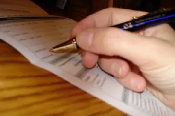 Ерген дава на съд 15 студени жени