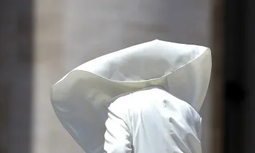 Папа Франциск призна за гей лоби и корупция във Ватикана 