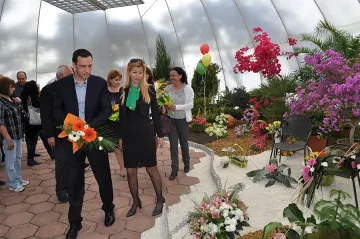 Горяха шатри на Tерариума в Бургас