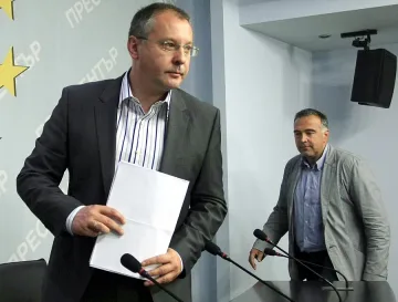 Шест заплати при фалит