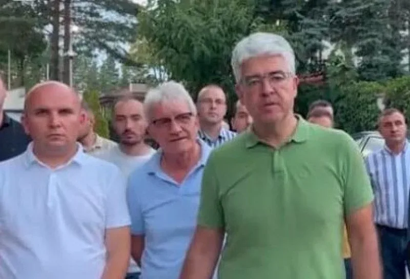 Доган и деребеите – Троянски кон на Радев в изборите. Новите ортаци