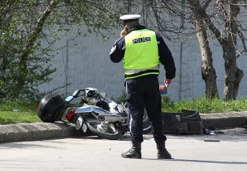 Фалшив полицай е задържан за телефонни измами