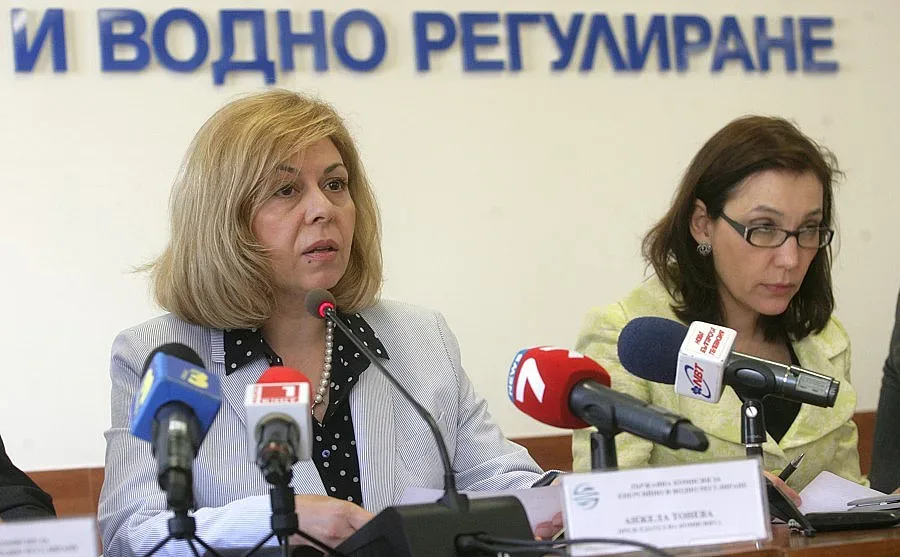 ДКЕВР не може да обещае желаната от правителството цена на тока