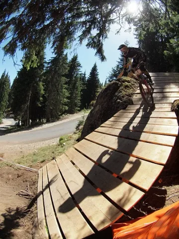 Вело Парк Пампорово открива сезона с безплатен лифт и нови трасета