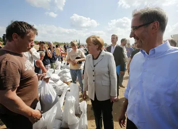 Скъсана дига изправи Германия на нокти