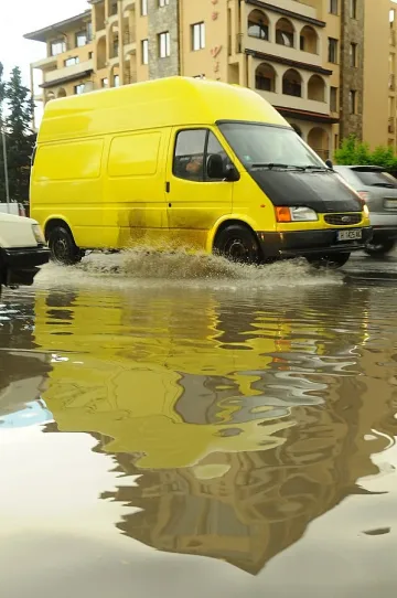 Оранжев и жълт код в Западна и Централна България утре