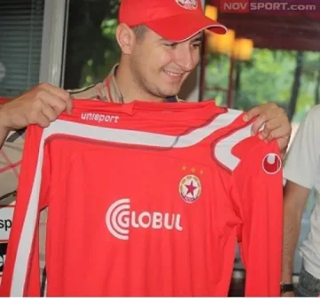 Замесиха Зику в "черно тото"