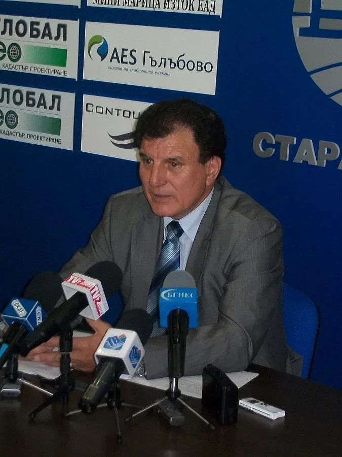 Губернаторът научил от медиите, че е изключен от ГЕРБ