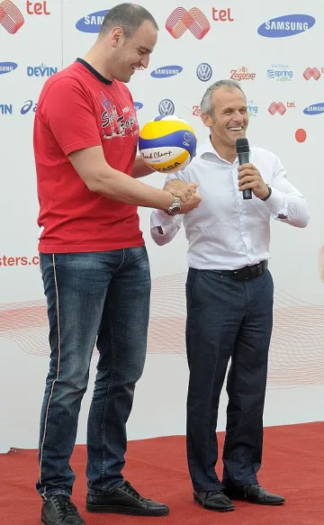 Министри се пускат на "М-Тел Мастърс"