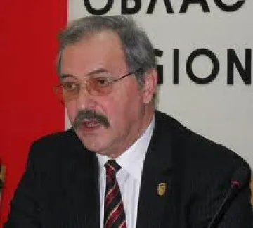 Губернатор остави 10 завета на изпроводяк