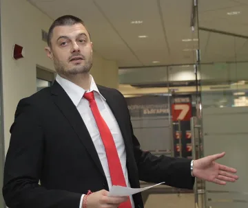 Бареков: SMS-ът  към Цветанов е лична кореспонденция