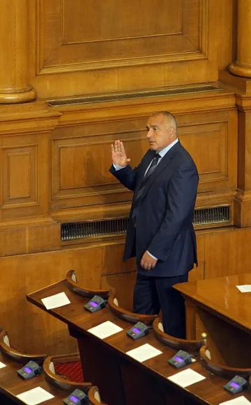 ГЕРБ спира да влиза в пленарна зала