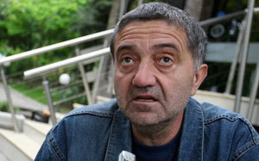 С тестове към невежество