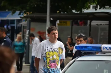 Задържаха бивш затворник и помощникът му за 12 кражби в Кърджали