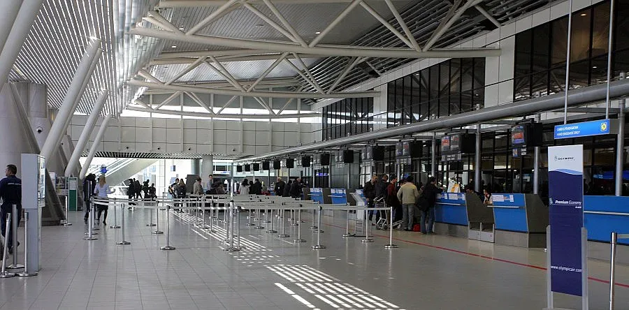 Бъркоу: Работниците от И. Европа са по-добри от британците