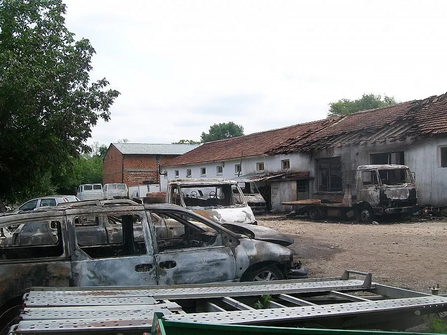 Шест коли изгоряха във Враца