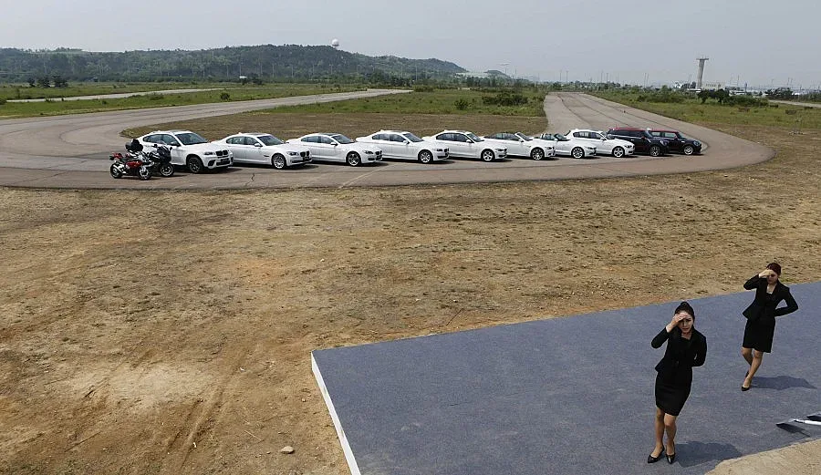 Отпускат юздите на приватизатори