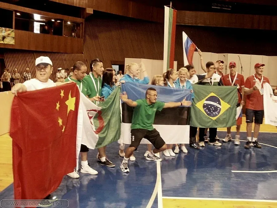 Тимът на "Росатом" тръгна с победа