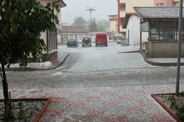 Градушка удари Ардино и Кърджали