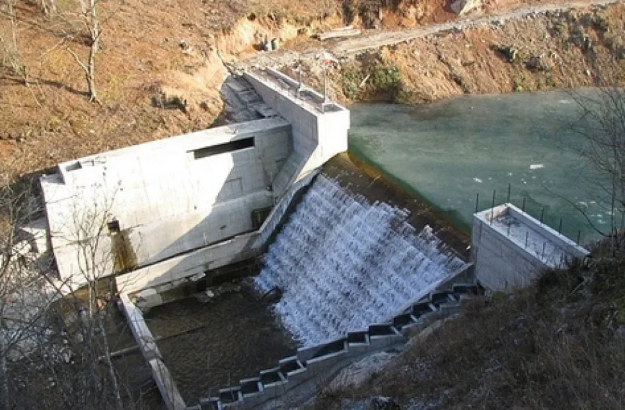 Малко момиченце се удави в канал на ВЕЦ