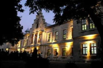 Гимназии на кастинг за седмокласници