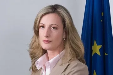 Златанова: Има опасност да загубим европари