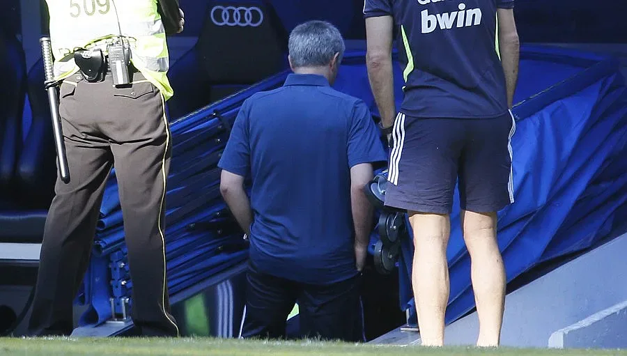 Моуриньо поема "Челси" от понеделник