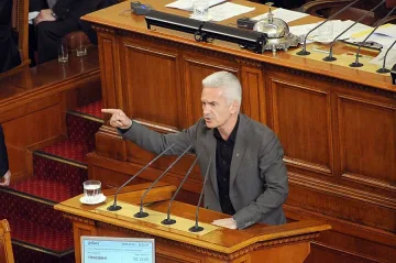 Сидеров: Получавам поздравления за това, което правя