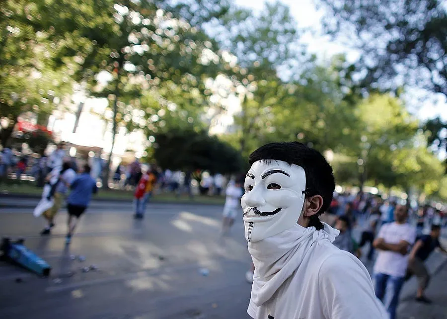 Турски студенти на протест у нас в защита на Истанбул