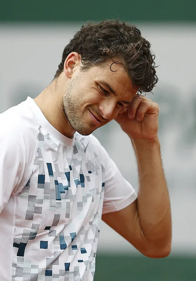 ВИДЕО: Григор прави магия, спира дъжда в Париж