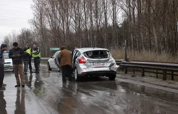Кола катастрофира на пътя София- Петрохан