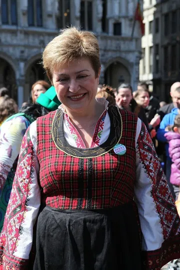 Кристалина обсъжда с Орешарски кризата