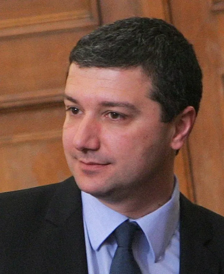 Целят нулево вдигане на цената на тока