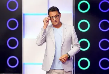 Камен Воденичаров управлява самолет с 24 пътници на борда