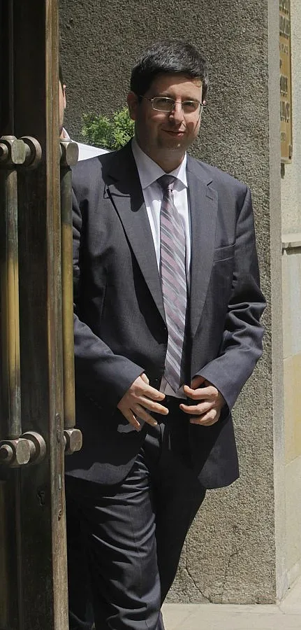 Петър Чобанов - между финансите и фантастиката